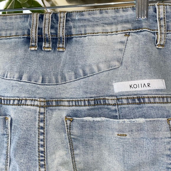 Rose Embroidered Denim - Picture 6 of 9